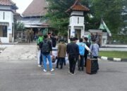 (HMI) Babel unjuk rasa “ketika ada aksi dari masyarakat anggota dewan tidak pernah nyambut tapi menunggu untuk dipanggil keluar”